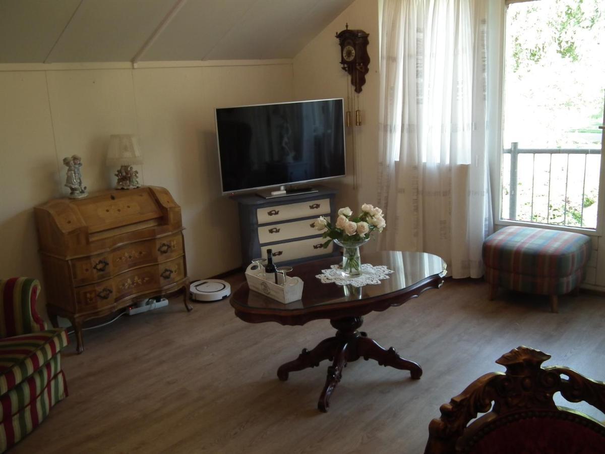 B & B Kaaskenswater Зирикзе Экстерьер фото